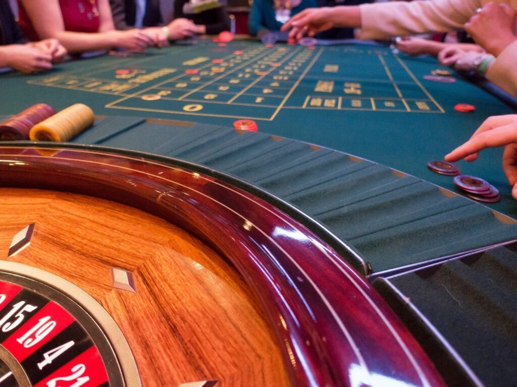 Roulette table hire